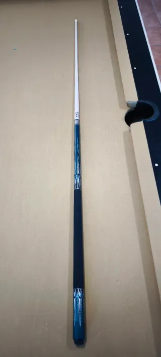 Taco de billar pool cuetec.Nuevo