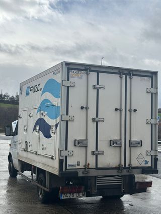 Mercedes-Benz Sprinter 413 iveco daily Renault