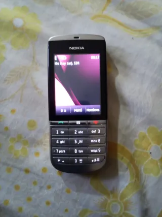 Nokia Asha 300 Plata