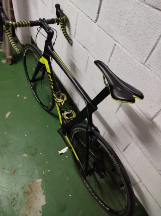 Bicicleta Giant Propel Carretera