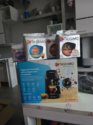 Cafetera Tassimo Bosch Negra
