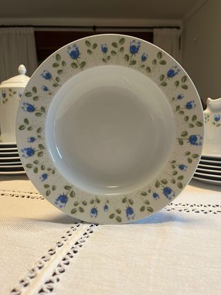 Serviço de loiça Fine Porcelain 6 pessoas