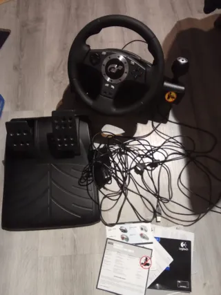 Volante Logitech Driving Force Pro PS2