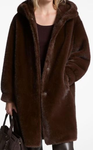 Abrigo de pelo Michael Kors marrón chocolate