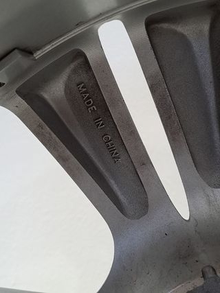 LLANTA FERRARI 360 (F131) (4)