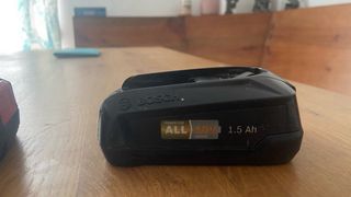 Cargador Bosch AL1815 CV + 2 Baterías 18V