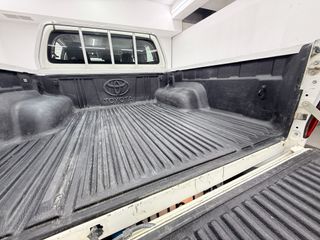 Toyota Hilux 2.4 D-4D Cabina Doble GX