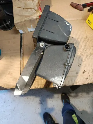 5 Focos industrial halógeno Mazda