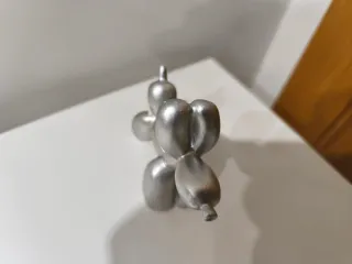 Figura Cão Balão Prateado