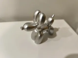 Figura Cão Balão Prateado