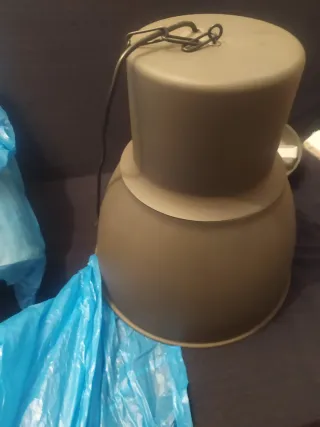 Lámpara de techo gris metálica