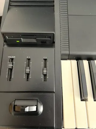 Roland XP-80 Workstation