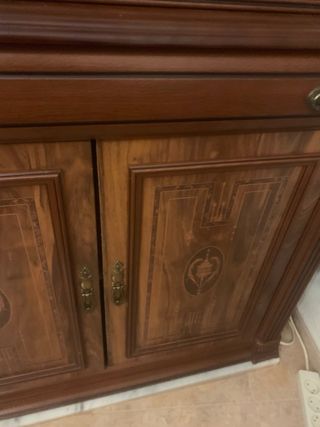 Mueble antiguo madera y cristal