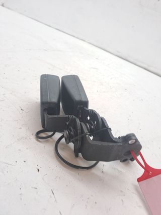 ENGANCHE CINTURON AUDI A3 SEDÁN (8VM)