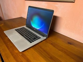 Huawei i5 8GB RAM SSD