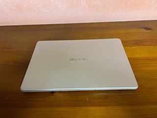 Huawei i5 8GB RAM SSD