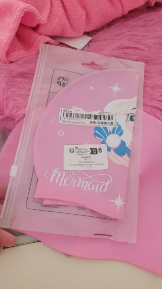 Gorro de piscina nuevo