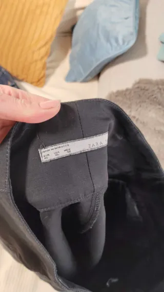 Falda Zara Negra Botones