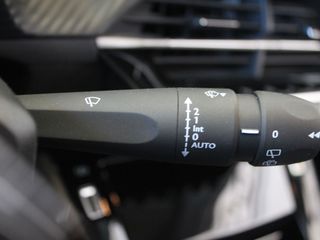 PEUGEOT e208 Allure Electrico 136 100 Kw