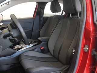 PEUGEOT e208 Allure Electrico 136 100 Kw