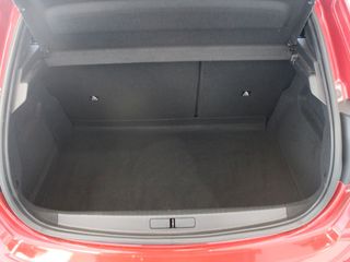 PEUGEOT e208 Allure Electrico 136 100 Kw