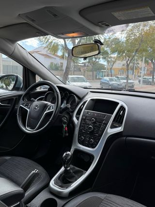 Opel Astra Selective 1.6