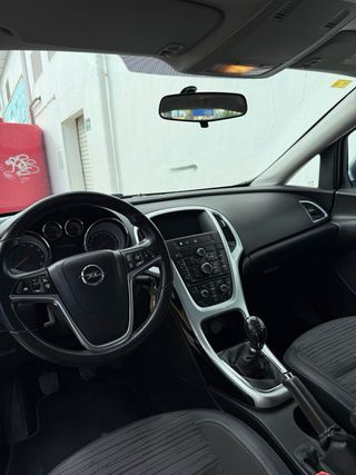 Opel Astra Selective 1.6