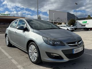 Opel Astra Selective 1.6