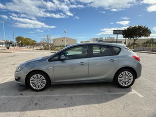 Opel Astra Selective 1.6