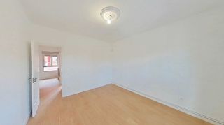 Piso en venta en Almendrales en Madrid