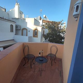 Casa adosada en alquiler en Nueva Andalucía centro en Marbella
