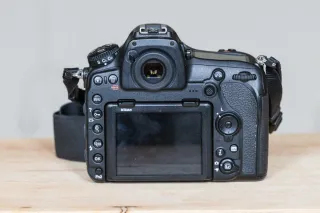 Nikon D850 + 2 baterías