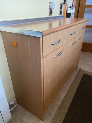 Mueble aparador madera y metal