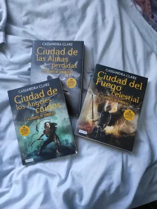 Libros 4 5 y 6 de Cazadores de sombras