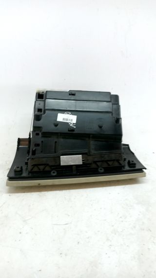 GUANTERA VOLVO XC70 II (136)