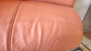 Sofá 2 plazas cuero rosa