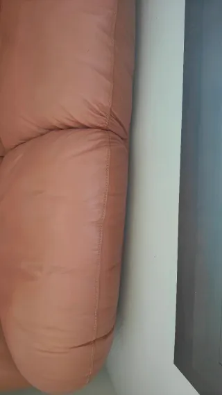 Sofá 2 plazas cuero rosa