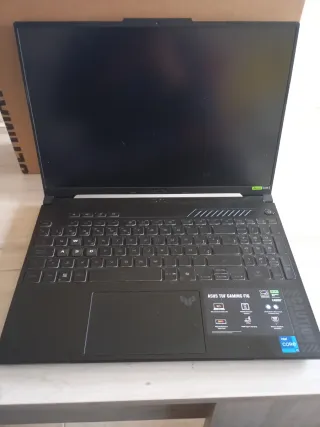 Portátil Asus TUF Gaming F16