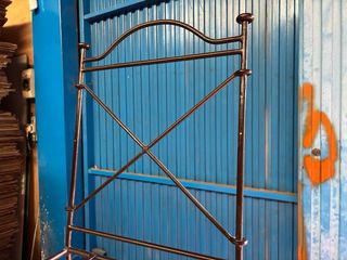 Silla de forja negra