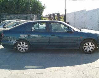 Piloto nissan 89020317 primera berlina p11 3629527