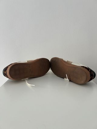 Zapatillas Zara Blancas y Marrones