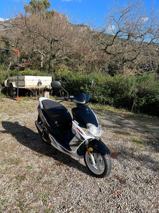 Yamaha Jog RR 49cc Scooter