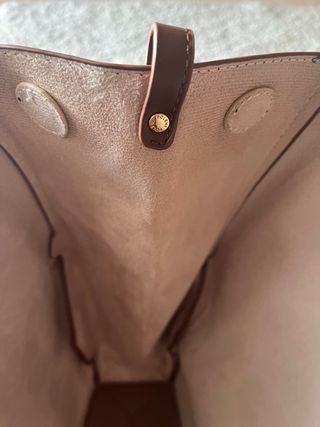 Bolsa Polene em Camurça Cognac