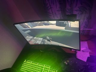 Ordenador Gamer Completo con mesa y silla