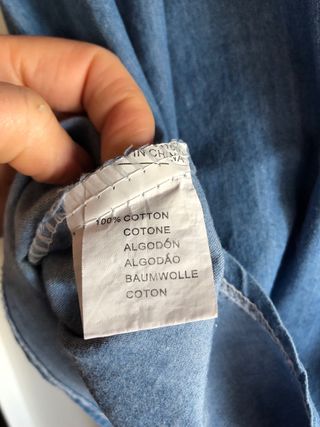 Camicia di jeans con borchie