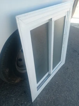 Ventana corredera aluminio esmerilado