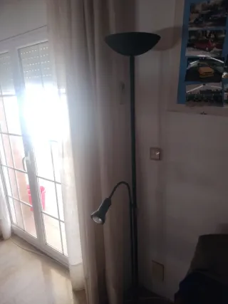 Lámpara de pie moderna