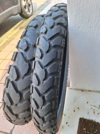 Neumáticos todoterreno para moto