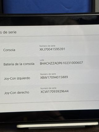 Nintendo Switch Edizione Fortnite Completa