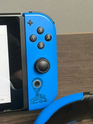 Nintendo Switch Edizione Fortnite Completa